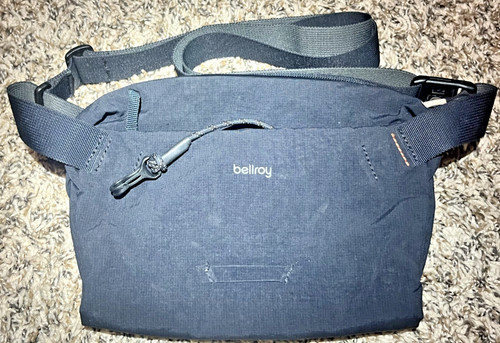 Bellroy lite sling nero - lite,