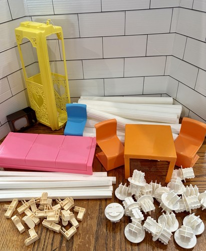 Barbie townhouse play set - set, 1977