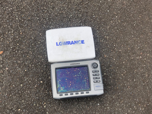 Fish finder lowrance hds - fish,