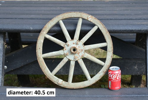 Vecchio carrello legno - carrello, in