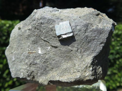 Minerali pirite cubica su - pirite,