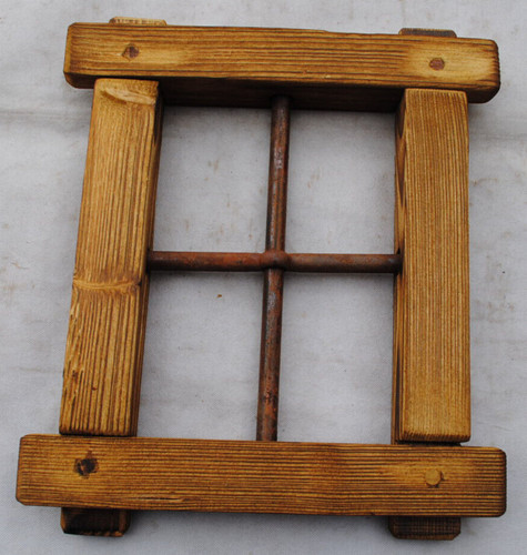 Finestra legno con grata in - in,