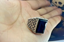 Illuminati anello cacciato