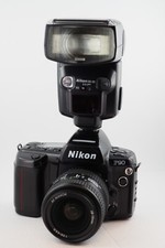 NIKON F90 BODY + AF 28-70 F3.5-4.5D + FLASH SB 26