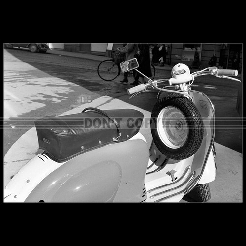 Photo 000136 iso - iso, scooter