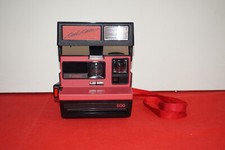 Macchina fotografica Polaroid 600 Color Cam versione in edizione limitata
