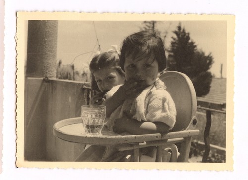 Piccole ragazze sedia alta - piccole,