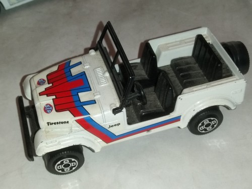 Burago jeep cj7 1 43 - burago,