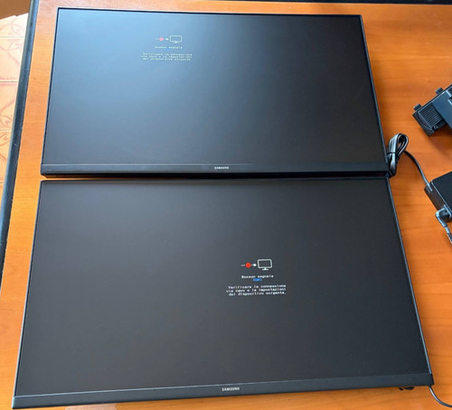 Coppia monitor samsung - 24",
