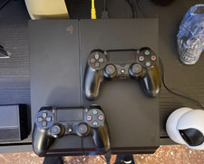 PlayStation 4 1TB - Inclusi 2