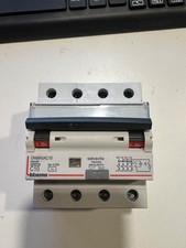interruttore magnetotermico
