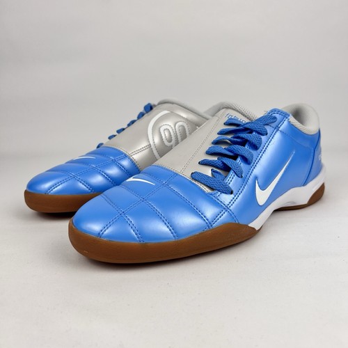 Nike total university - 90,