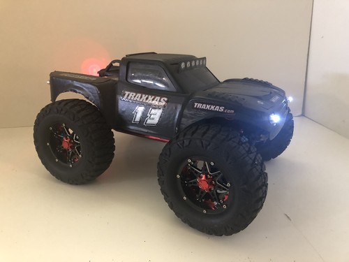 Traxxas e revo - 1/16, e-revo