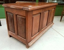 Cassapanca in rovere massello pannellata lato 97 cm