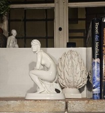 Scultura porcellana bianca