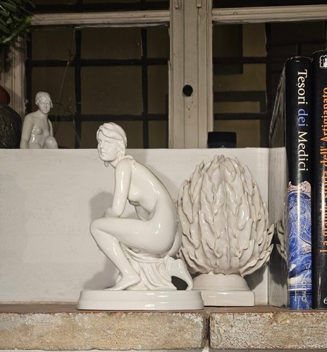 Scultura porcellana bianca