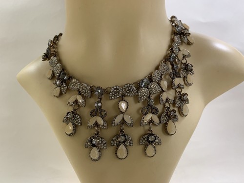 Collana decorativa decorativa