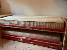 letto a castello con scrivania e cassettiere