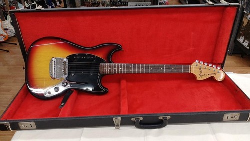 Fender 1978 mustang - mustang, tone