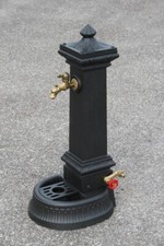 FONTANA IN GHISA MODELLO MILANO ALTA H 85 CM con 2 rubinetti da GIARDINO
