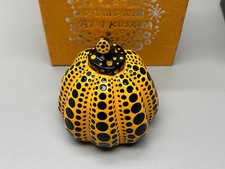 Kusama Yayoi Naoshima oggetto