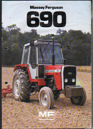 Foglietto brochure trattore