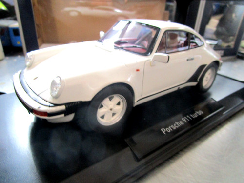 Porsche 911 930 turbo 3 - /, 3.3