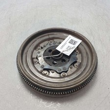 04L105266AD Volano cambio automatico DSG Audi Q3 2.0D DFG 2019