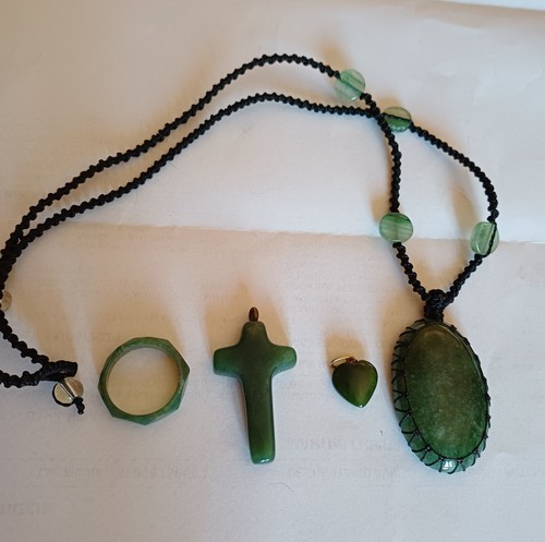 Collana con ciondolo pietra - ciondolo, in