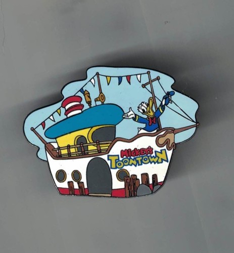 Disney 2003 dlr mickey - dlr, mickey's