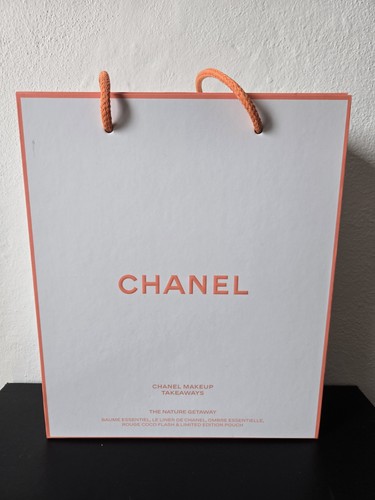 Chanel make gift set - make,