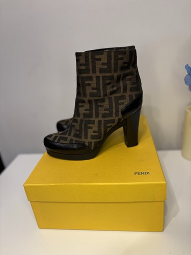Stivaletti fendi zucca tela - fendi,
