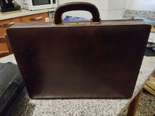 Valigetta Rigida In Cuoi