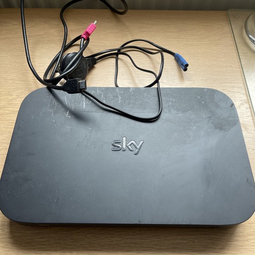 Sky box con - sky, telecomando