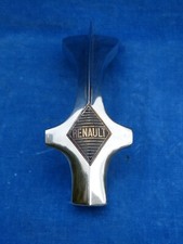 RARE ++ MASCOTTE Hood emblem - RENAULT ADC2 CELTA ? - FLECHE DE CAPOT