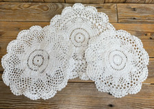 Confezione 3 Centrini Bianchi