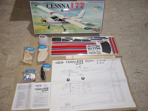 Aeromodello cessna 177 - r/c,
