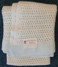 Coperta acrilica cellulare