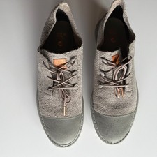 Adidas x Tom Dixon Minimalist