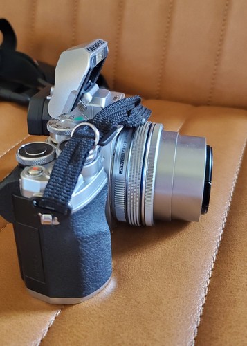 Olympus m10 mark - e-m10,