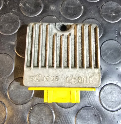 Regolatore tensione originale - tensione,