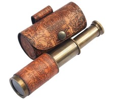 Antico telescopio ottone