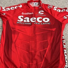Maglia e pantaloncino ciclismo