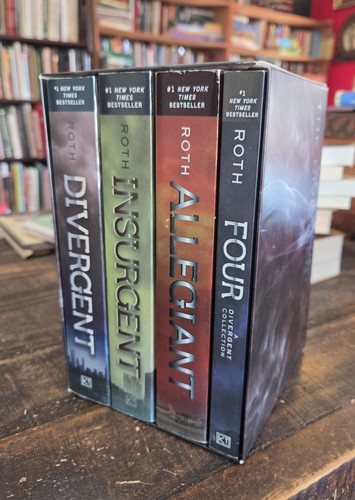 Divergent series paperback - divergent,
