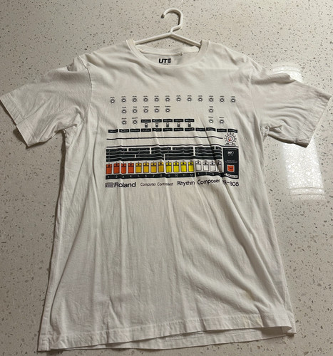 Uniqlo roland 808 rhythm - uniqlo, x