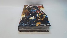 			New Avengers By Brian