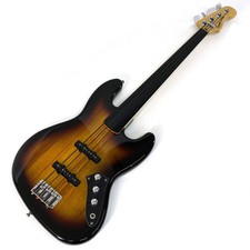Squier by Fender Vintage