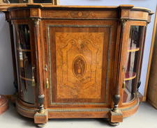 Antica Credenza Vittoriana