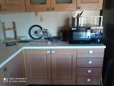 cucina completa usata in legno chiaro, 22 pezzi tra scaffali, pensili, ripiani