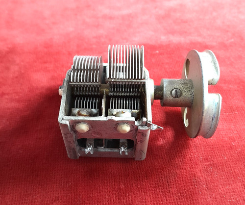 Condensatore variabile 2 - condensatore, a